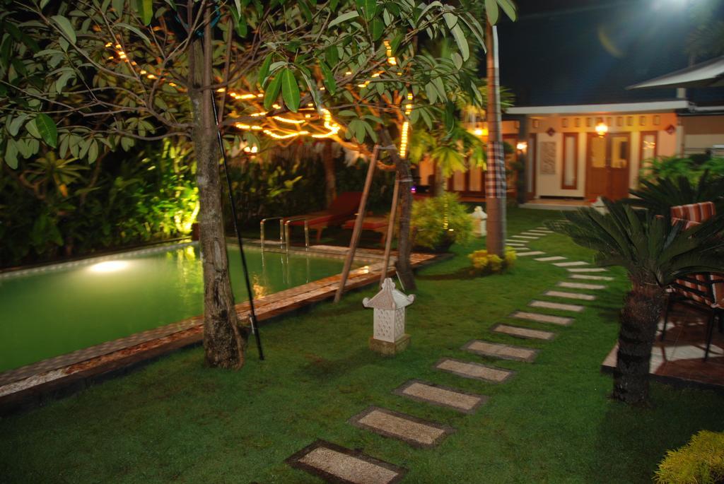 Rosseno Villa Yogyakarta Dış mekan fotoğraf