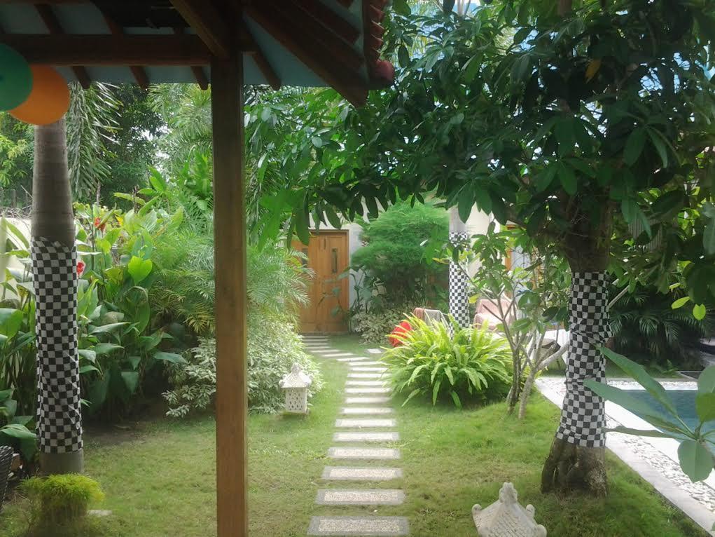 Rosseno Villa Yogyakarta Dış mekan fotoğraf